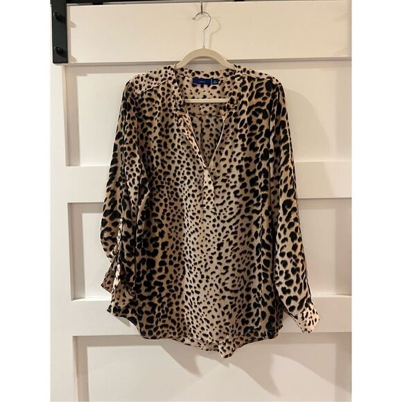 New Apt. 9 Semi Sheer Blouse Animal Print Long Sleeves Half Zip Front size XL - Picture 1 of 9